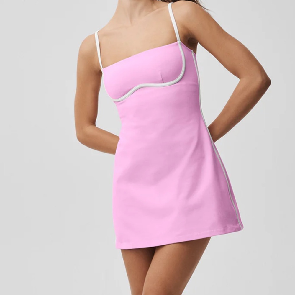 NWT ALO YOGA AIRBRUSH STREAMLINED DRESS XXS CANDY HEART PINK/WHITE